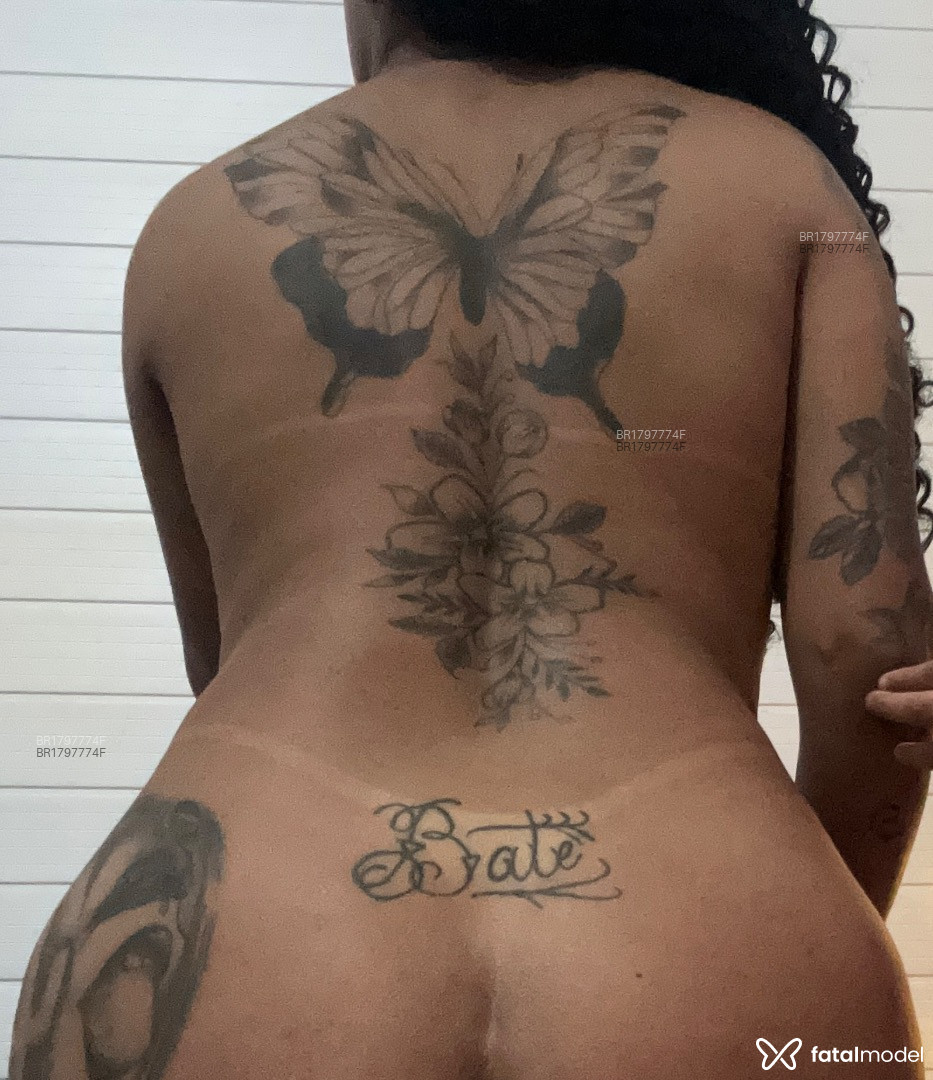 Acompanhante mulher morena (o) de olhos pretos em São Paulo Acompanhante mulher morena (o) de olhos pretos em São Paulo - Gabi