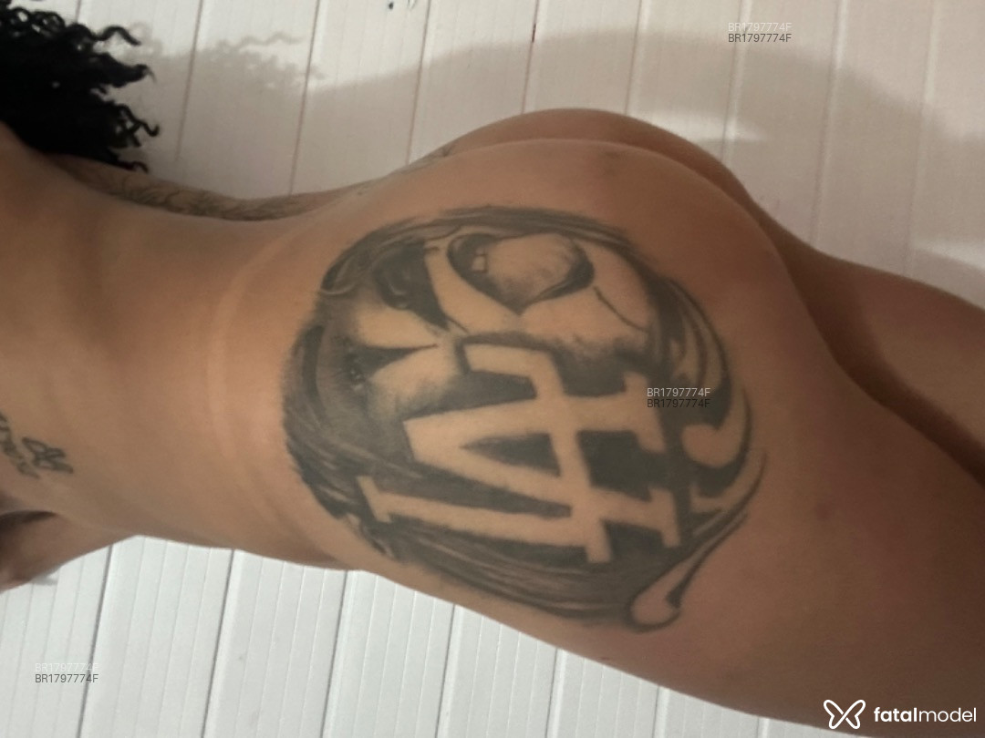 Acompanhante mulher morena (o) de olhos pretos em São Paulo Acompanhante mulher morena (o) de olhos pretos em São Paulo - Gabi
