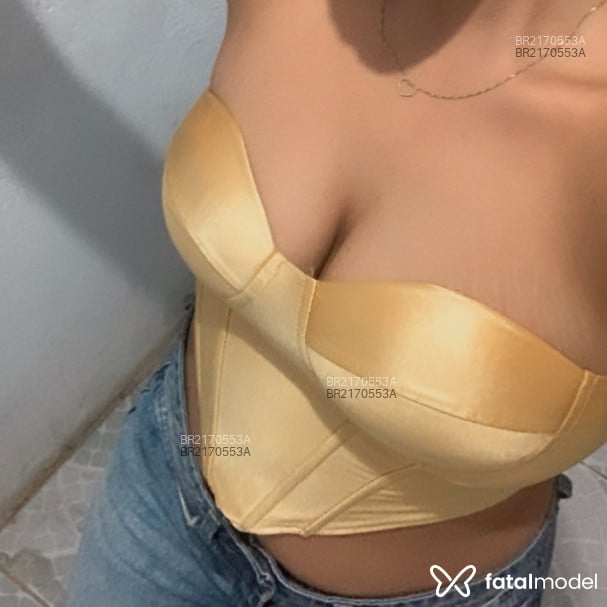 Acompanhante mulher morena (o) de olhos mel em Sete Lagoas - Julia
