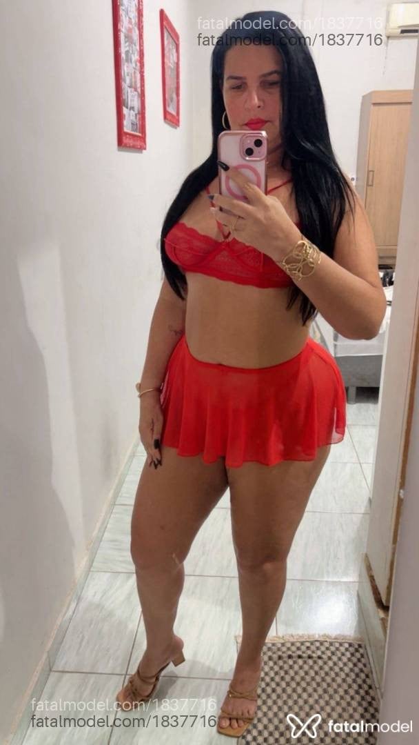 Acompanhante mulher morena (o) de olhos verdes - Larissa Bittencour