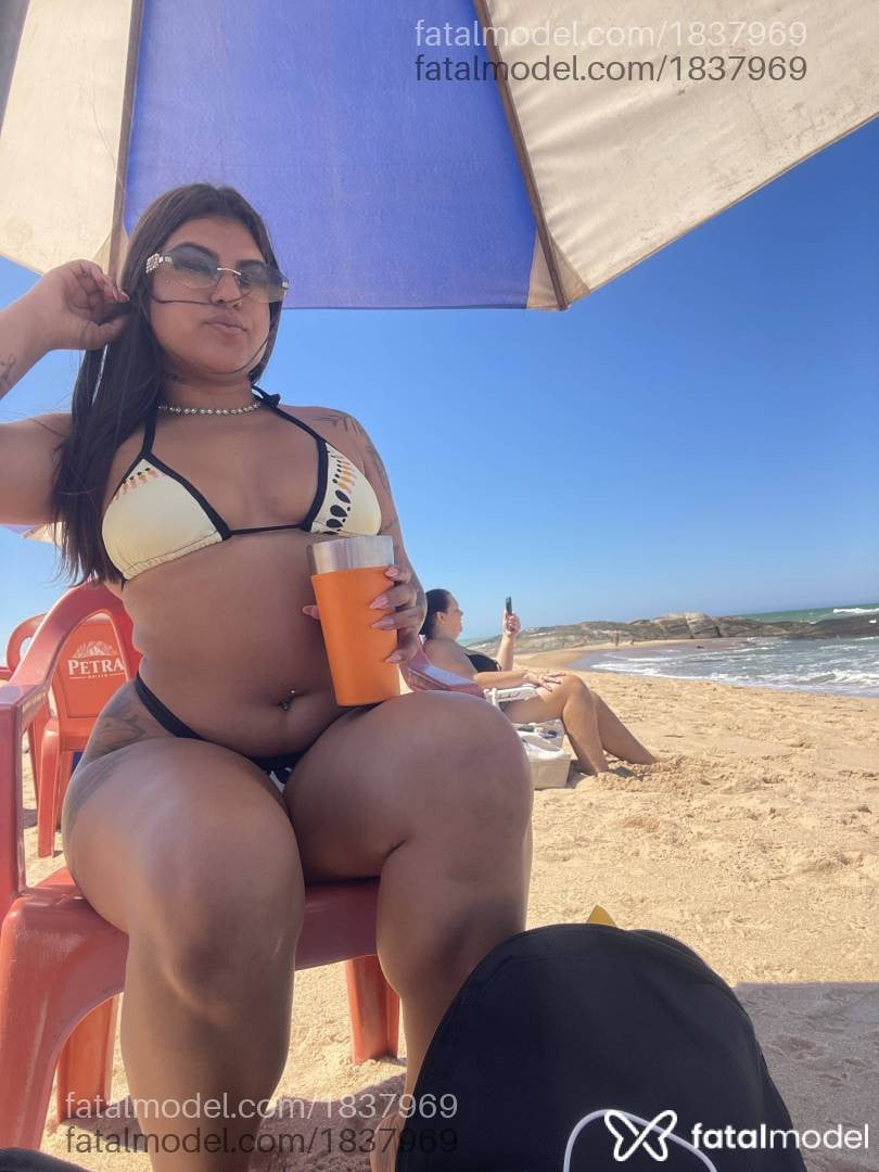Acompanhante mulher morena (o) de olhos castanhos - Isa Moura