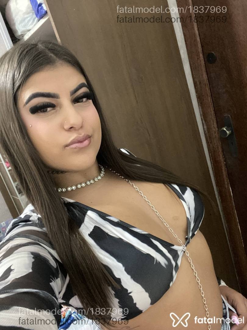 Acompanhante mulher morena (o) de olhos castanhos - Isa Moura