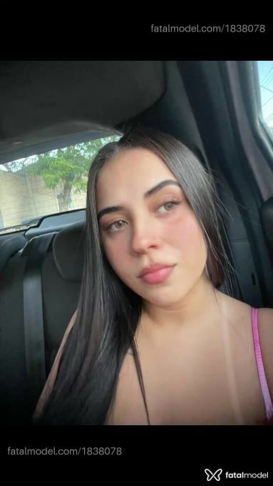 Acompanhante mulher morena (o) de olhos castanhos - Carol