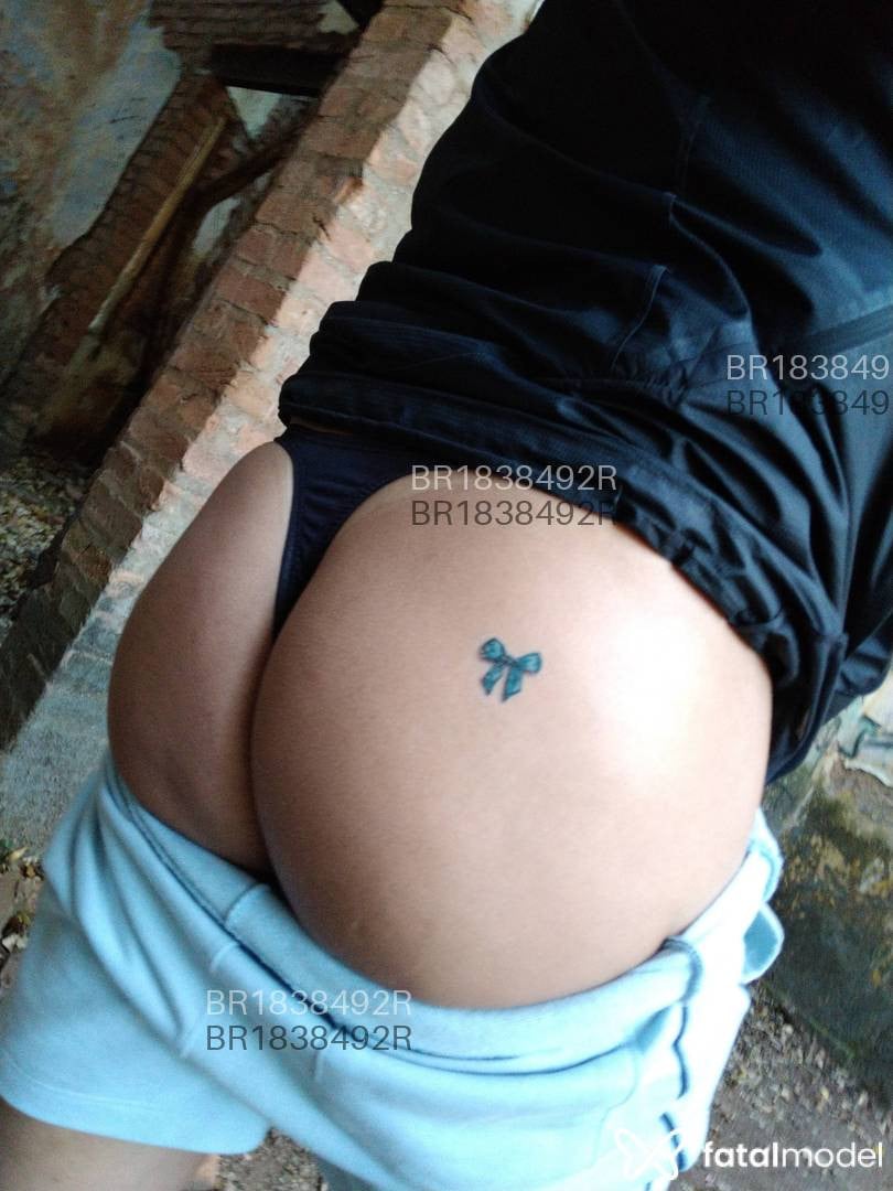 Acompanhante mulher trans morena (o) de olhos castanhos em São José do Rio Preto - Milena