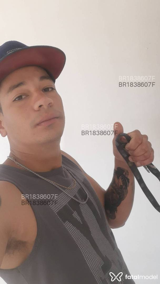 Acompanhante homem morena (o) de olhos castanhos em Santo André - Jonas
