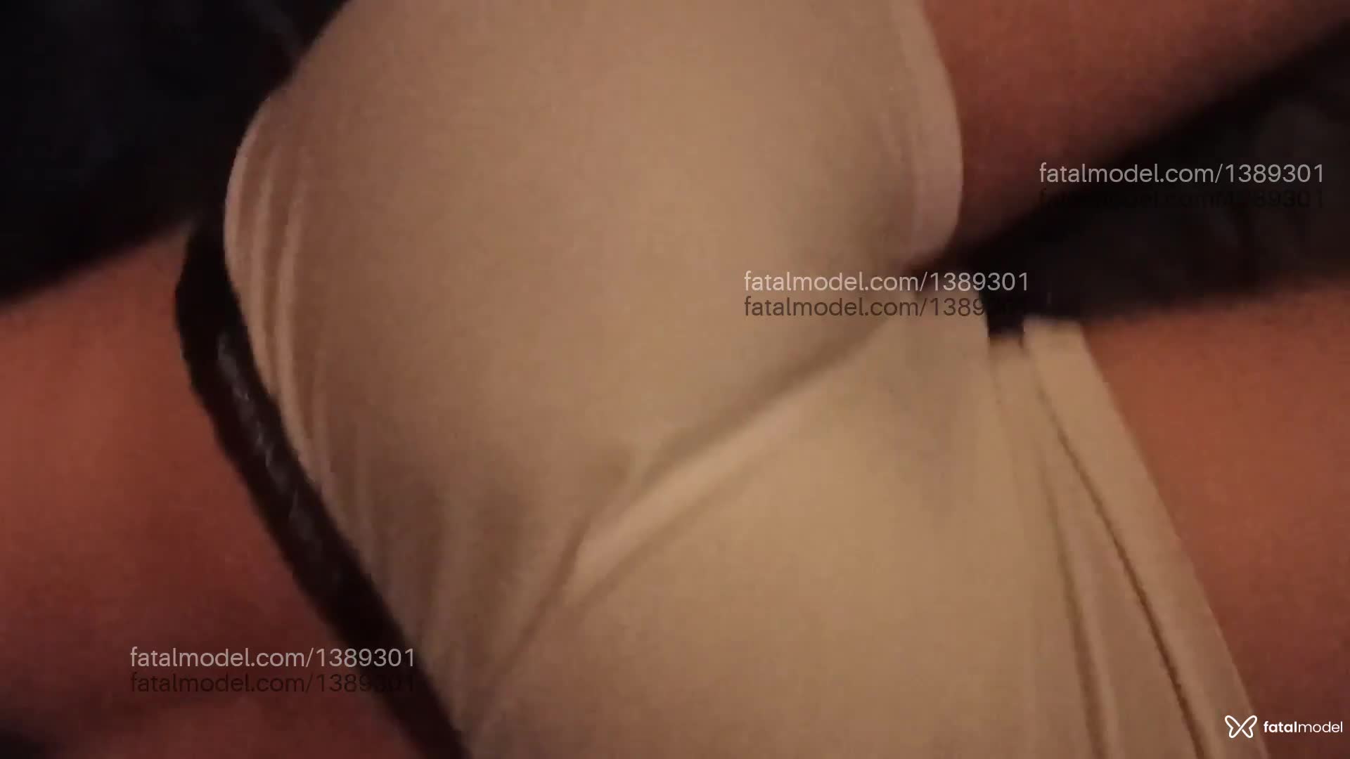 Acompanhante homem com cabelo castanho de olhos castanhos em São José Acompanhante homem com cabelo castanho de olhos castanhos em São José - Léo