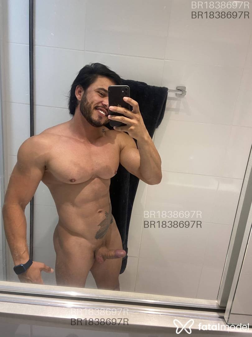Acompanhante homem morena (o) de olhos mel em Belo Horizonte Acompanhante homem morena (o) de olhos mel em Belo Horizonte - Lucca Iam