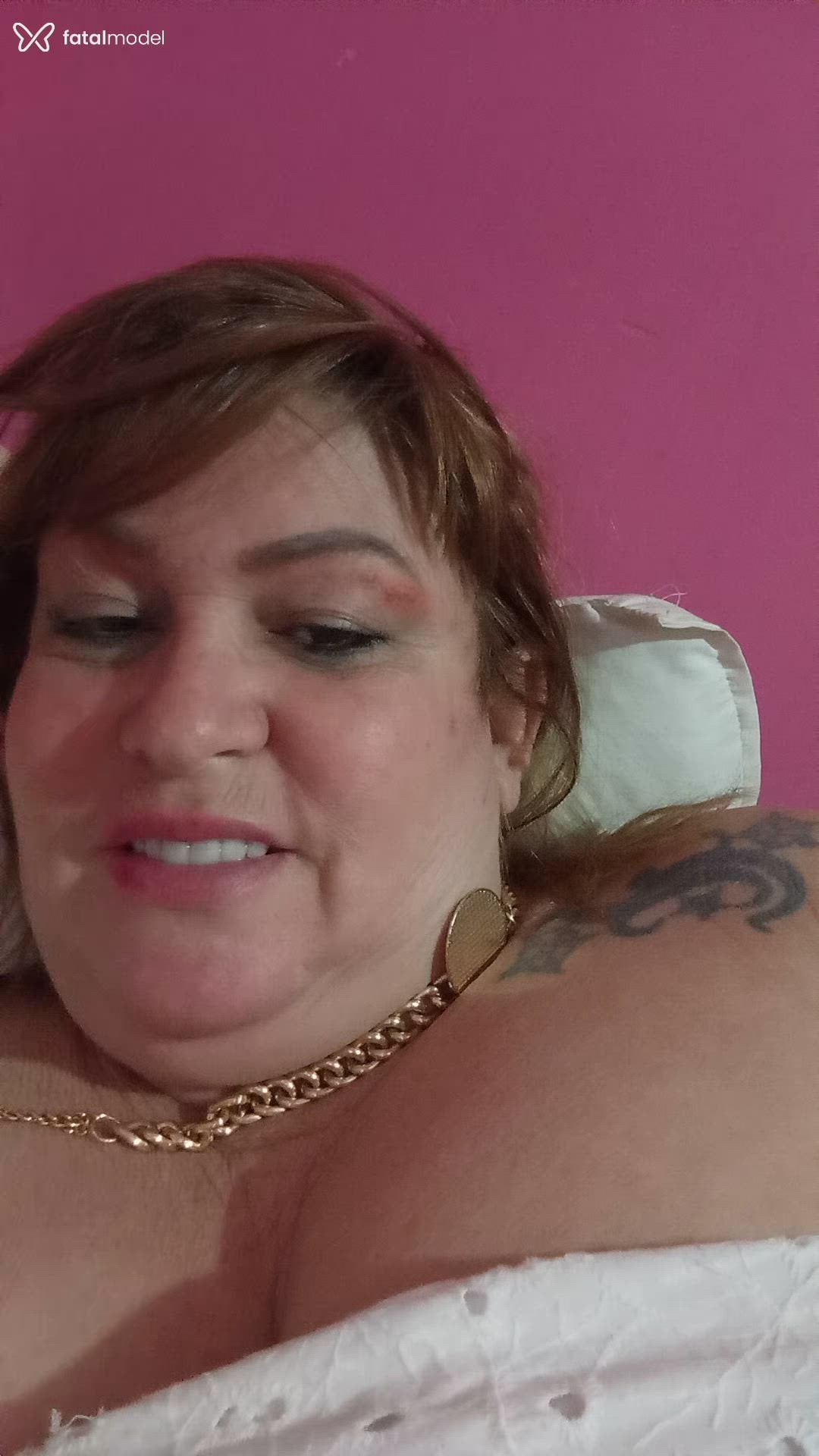 Acompanhante mulher loira (o) de olhos castanhos em Birigui - Lilid