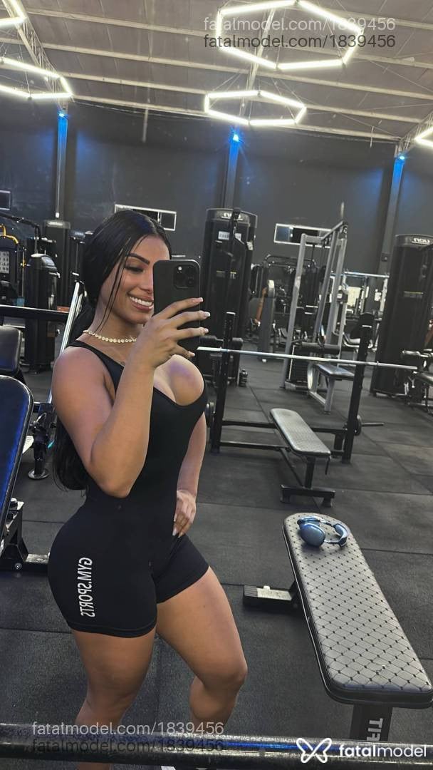 Acompanhante mulher morena (o) de olhos pretos em Guarantã do Norte - Gaby silva