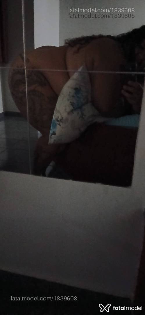 Acompanhante mulher com cabelo castanho de olhos castanhos em Jales - Débora