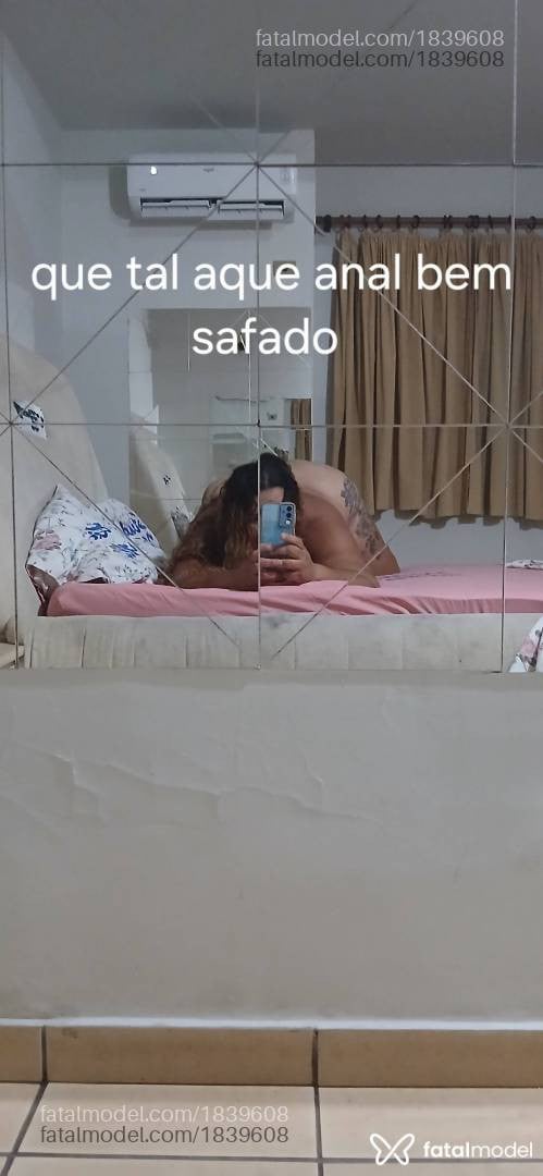 Acompanhante mulher com cabelo castanho de olhos castanhos em Jales - Débora