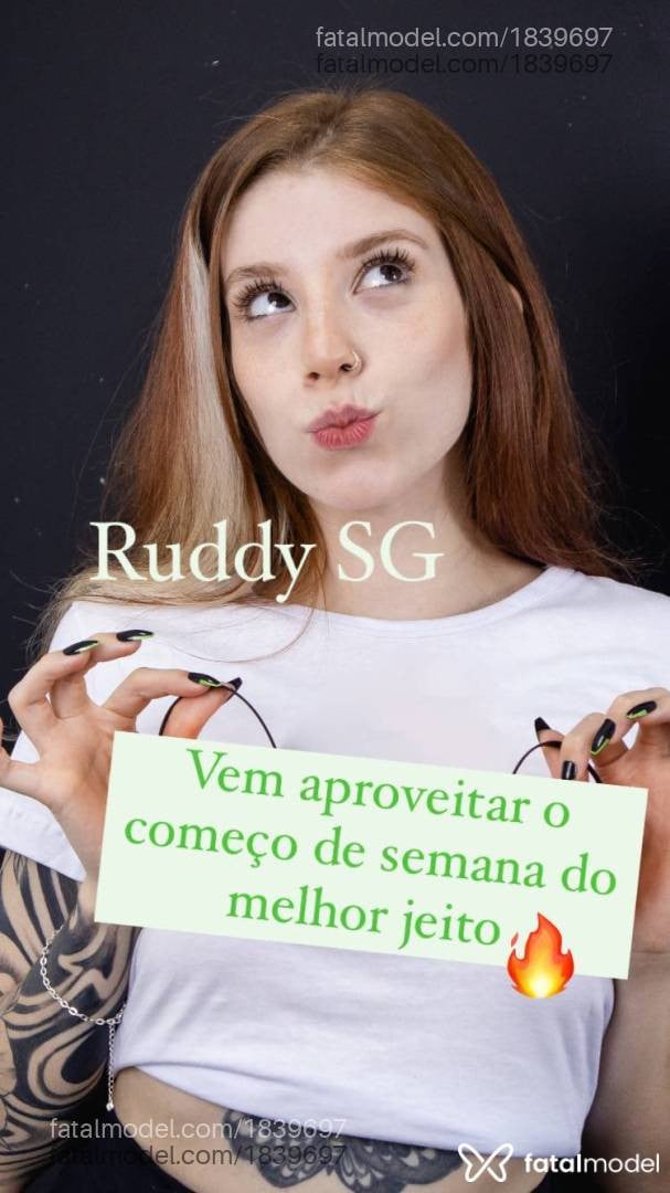 Acompanhante mulher ruiva (o) de olhos castanhos em Virtual - Ruddy