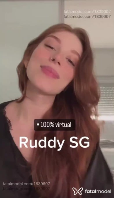 Acompanhante mulher ruiva (o) de olhos castanhos em Virtual - Ruddy
