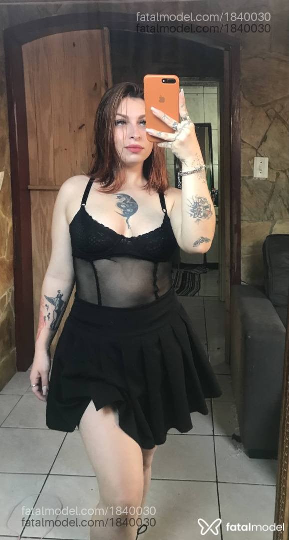 Acompanhante mulher ruiva (o) de olhos verdes em Porto Alegre - Paula