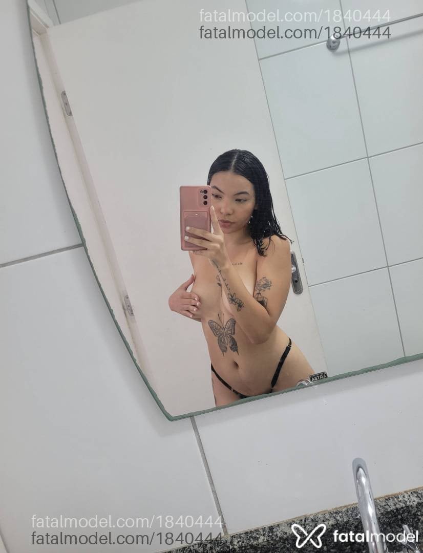 Acompanhante mulher morena (o) de olhos castanhos - Ana