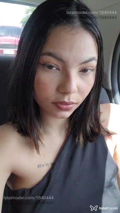 Acompanhante mulher morena (o) de olhos castanhos - Ana