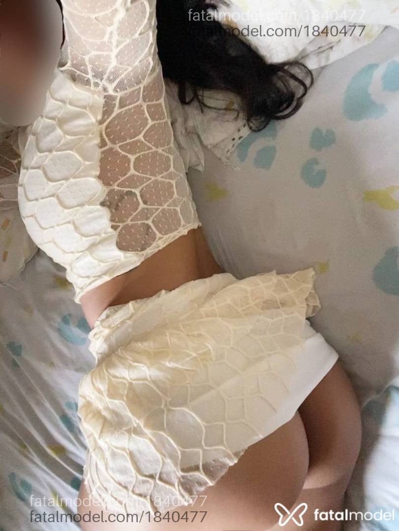Acompanhante mulher morena (o) de olhos castanhos - Sofia