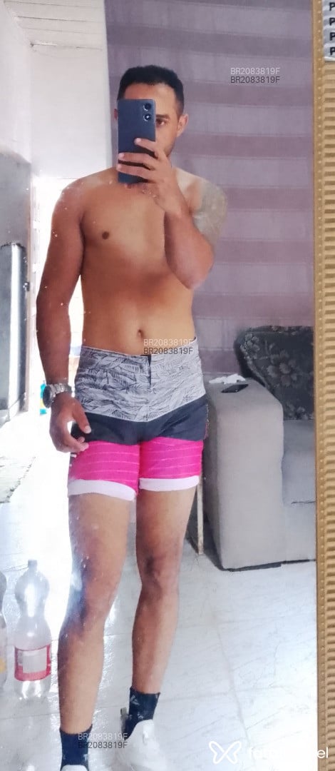Acompanhante homem morena (o) de olhos castanhos em Salvador - Baianinho