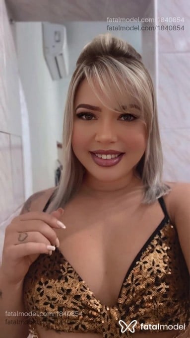 Acompanhante mulher com cabelo castanho de olhos castanhos em São João da Boa Vista Acompanhante mulher com cabelo castanho de olhos castanhos em São João da Boa Vista - Bruna