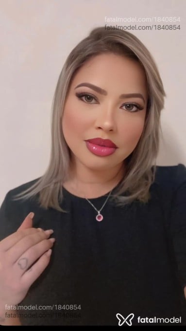 Acompanhante mulher com cabelo castanho de olhos castanhos em São João da Boa Vista Acompanhante mulher com cabelo castanho de olhos castanhos em São João da Boa Vista - Bruna