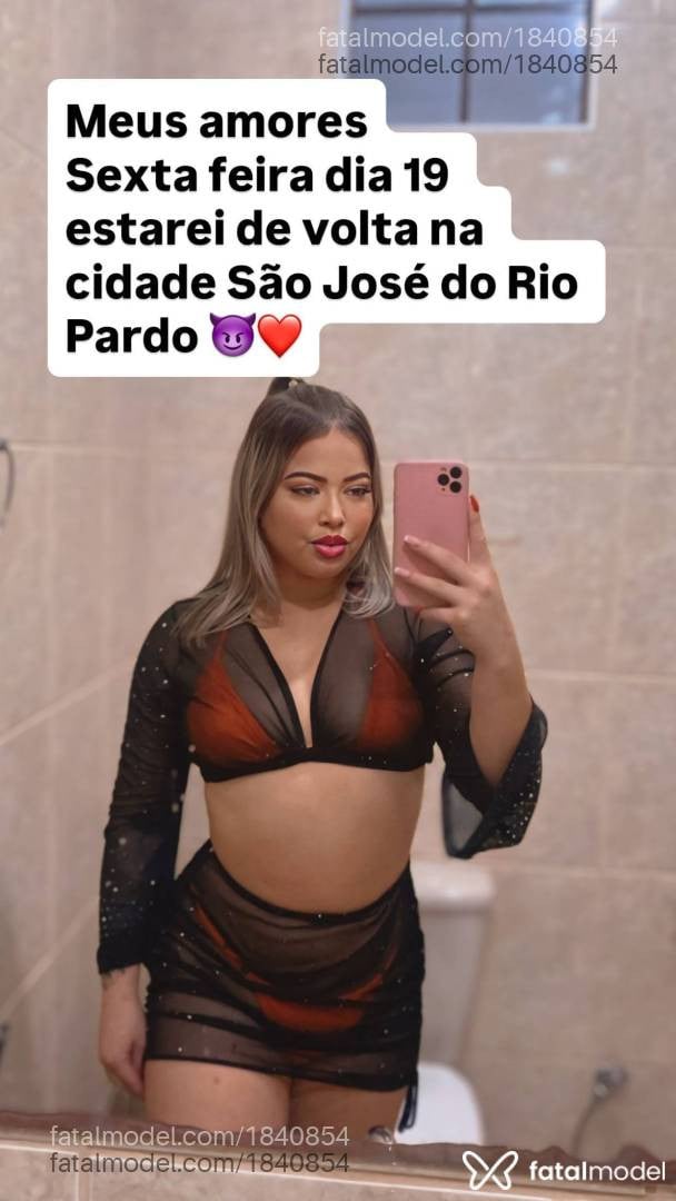 Acompanhante mulher com cabelo castanho de olhos castanhos em São João da Boa Vista Acompanhante mulher com cabelo castanho de olhos castanhos em São João da Boa Vista - Bruna