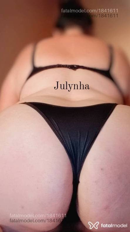 Acompanhante mulher com cabelo castanho de olhos castanhos - Julynha