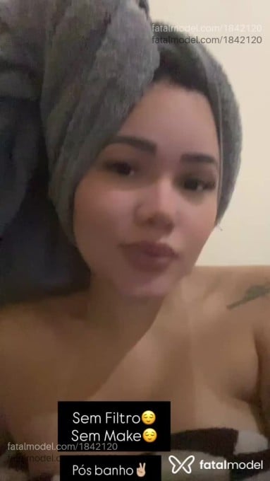 Acompanhante mulher com cabelo castanho de olhos castanhos em Petrolina Acompanhante mulher com cabelo castanho de olhos castanhos em Petrolina - Catarina