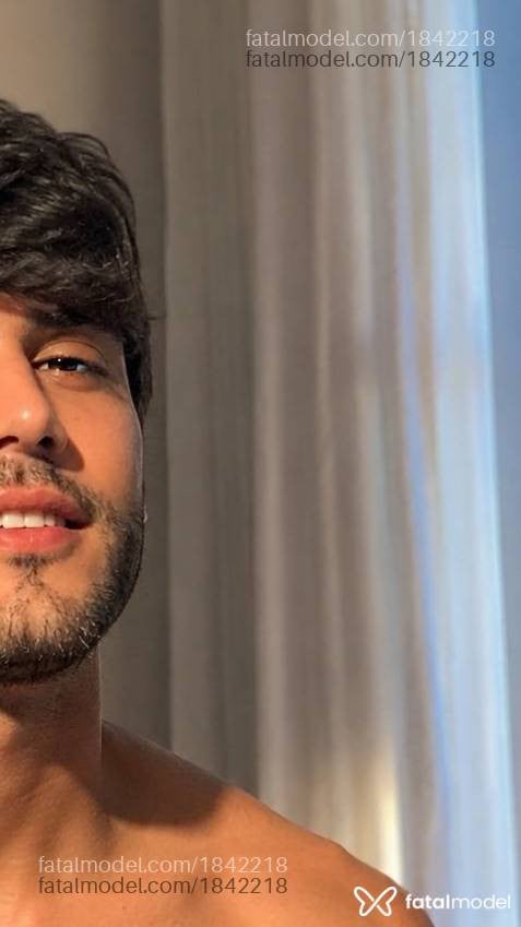 Acompanhante homem com cabelo castanho de olhos castanhos em Ipatinga - Arthur Vasco