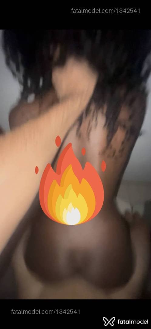 Acompanhante mulher morena (o) de olhos castanhos em Bebedouro - Kemmile
