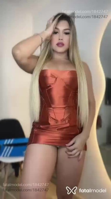 Acompanhante mulher loira (o) de olhos castanhos em Santa Cruz do Capibaribe Acompanhante mulher loira (o) de olhos castanhos em Santa Cruz do Capibaribe - Melyssa Santos
