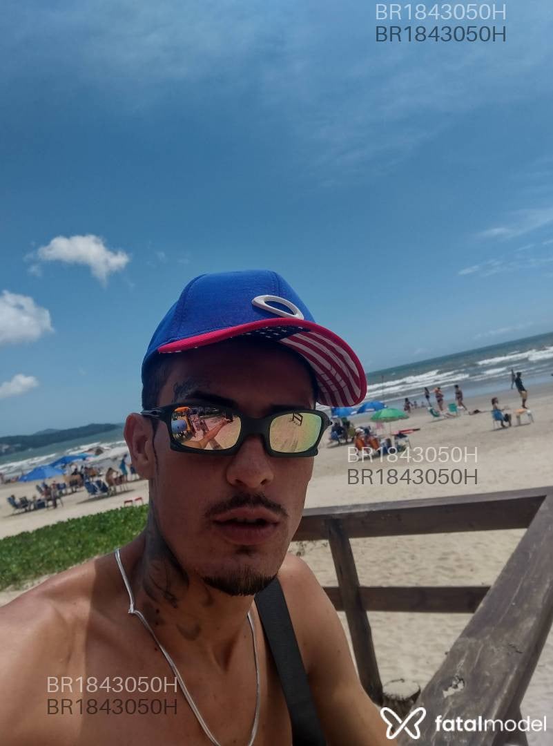Acompanhante homem morena (o) de olhos pretos - Paiva