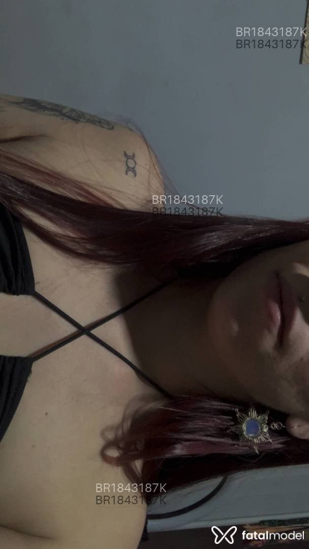 Acompanhante mulher ruiva (o) de olhos castanhos em São Paulo Acompanhante mulher ruiva (o) de olhos castanhos em São Paulo - Ayla