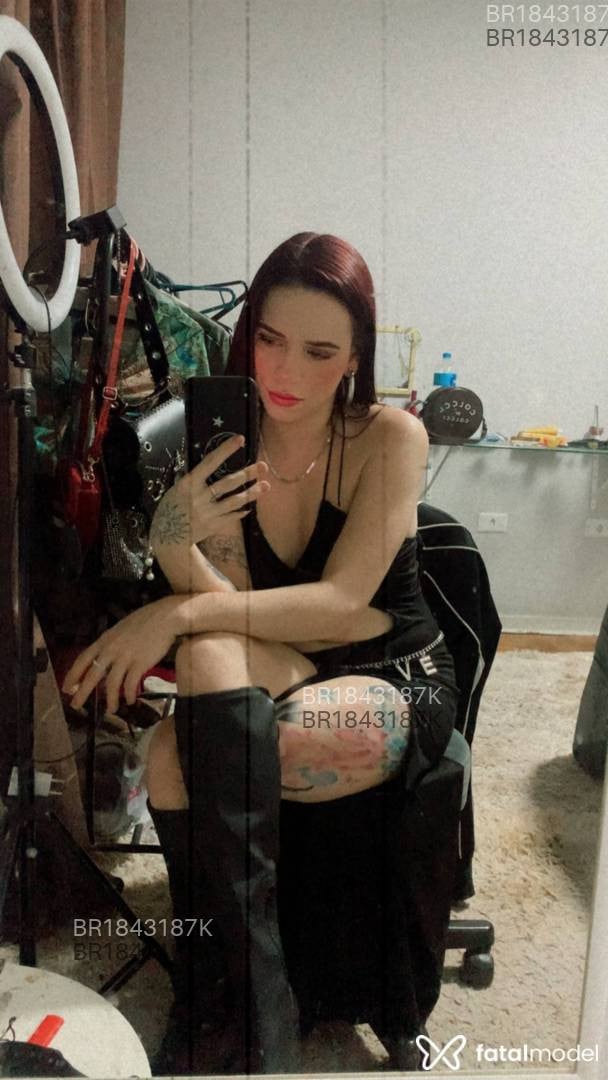 Acompanhante mulher ruiva (o) de olhos castanhos em São Paulo Acompanhante mulher ruiva (o) de olhos castanhos em São Paulo - Ayla