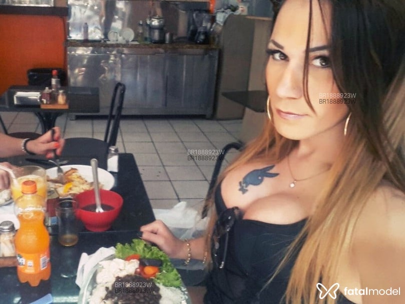 Acompanhante mulher trans ruiva (o) de olhos castanhos em Porto Alegre - Cindy