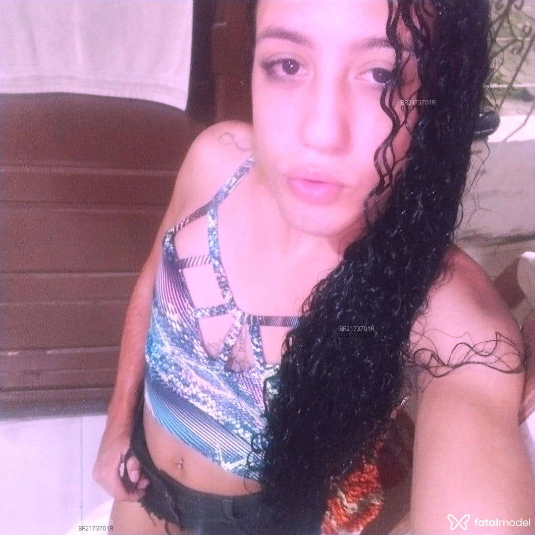 Acompanhantes com foto e vídeo - Piuma - Fatal Model