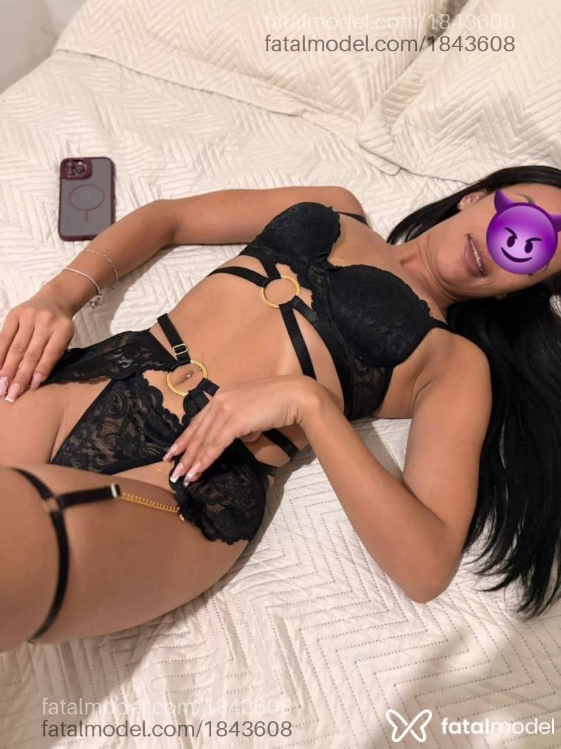 Acompanhante mulher morena (o) de olhos mel - Maite Soares