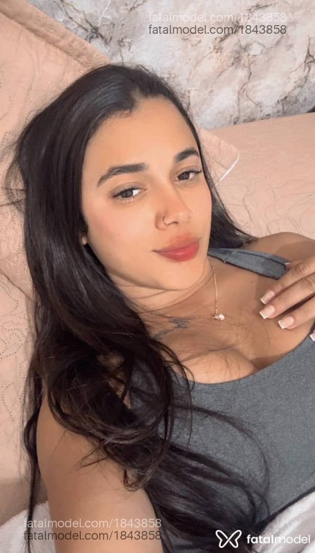 Acompanhante mulher morena (o) de olhos castanhos - Thaila