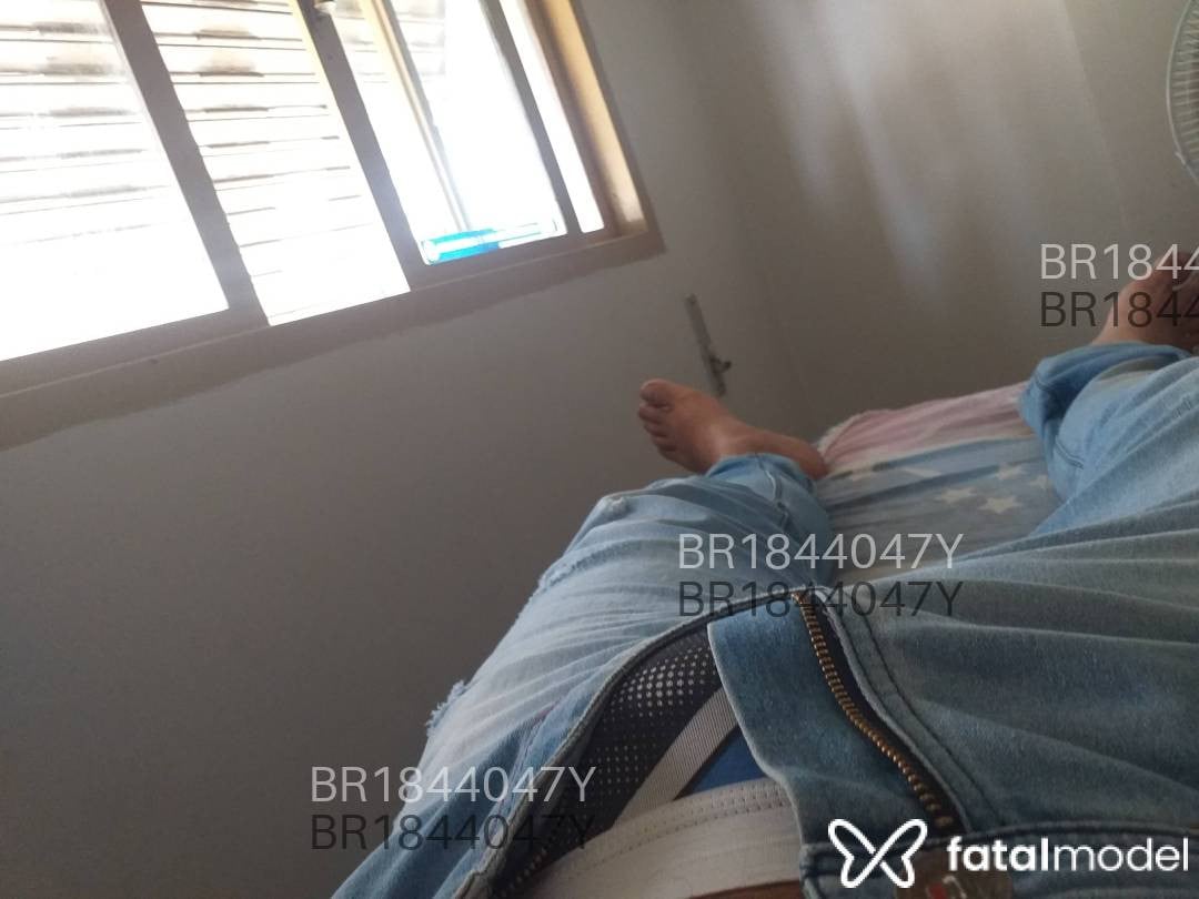 Acompanhante homem morena (o) de olhos pretos em Goiânia - Leonardo