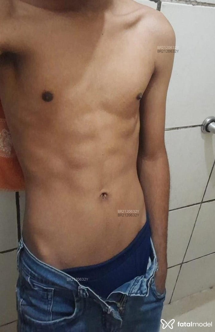 Acompanhante homem morena (o) de olhos castanhos em Arapiraca Acompanhante homem morena (o) de olhos castanhos em Arapiraca - Putonovin