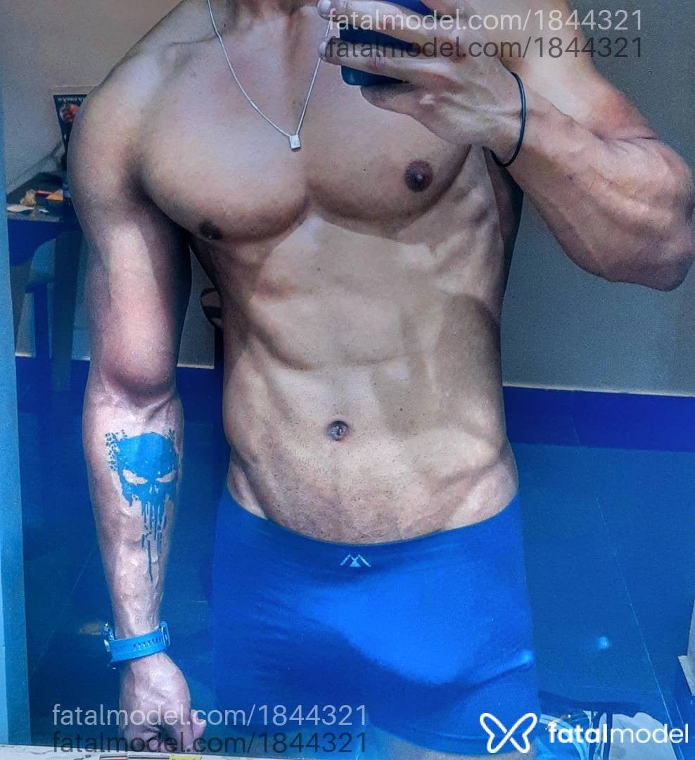 Acompanhante homem com cabelo castanho de olhos castanhos - Samuel Colt