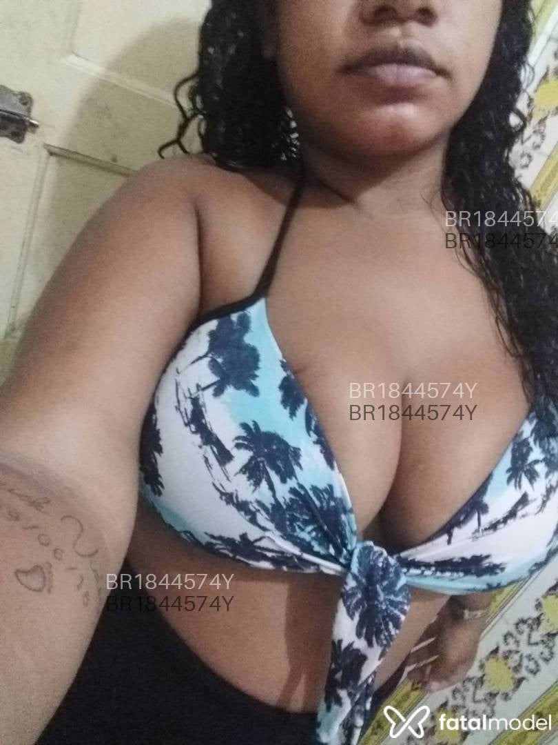 Acompanhante mulher morena (o) de olhos pretos em Petrópolis - Maitê