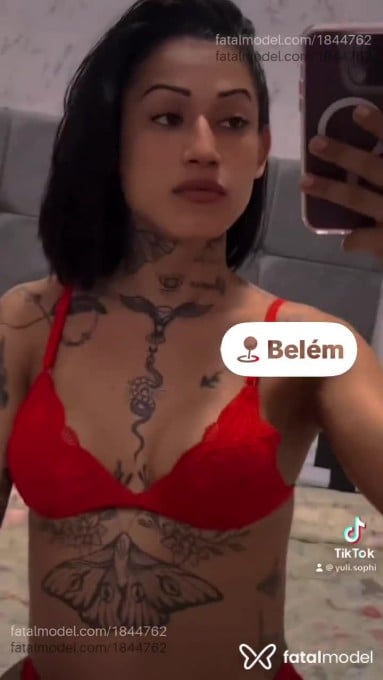 Acompanhante mulher trans morena (o) de olhos castanhos em São Paulo - Sophia