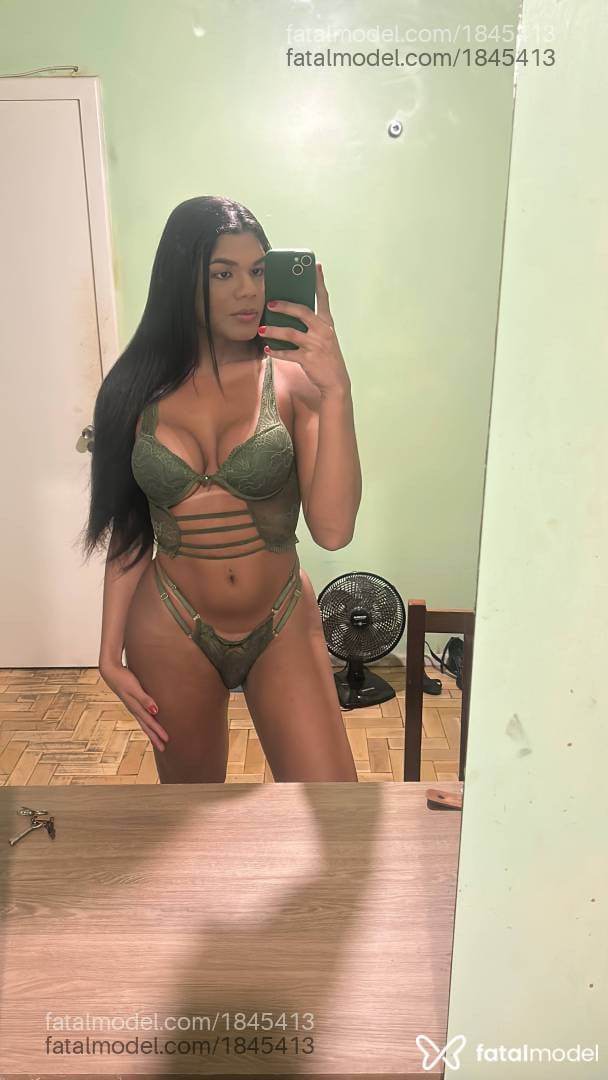 Acompanhante mulher trans com cabelo castanho de olhos castanhos em Passo Fundo - Katty