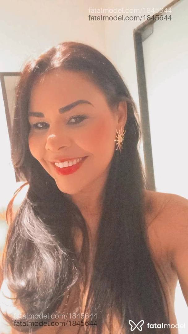 Acompanhante mulher morena (o) de olhos castanhos - Luana Nunes
