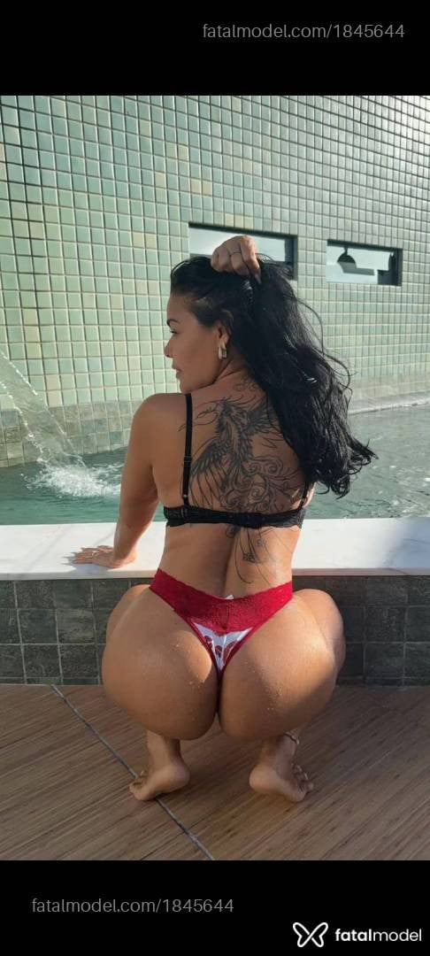 Acompanhante mulher morena (o) de olhos castanhos - Karla Bras