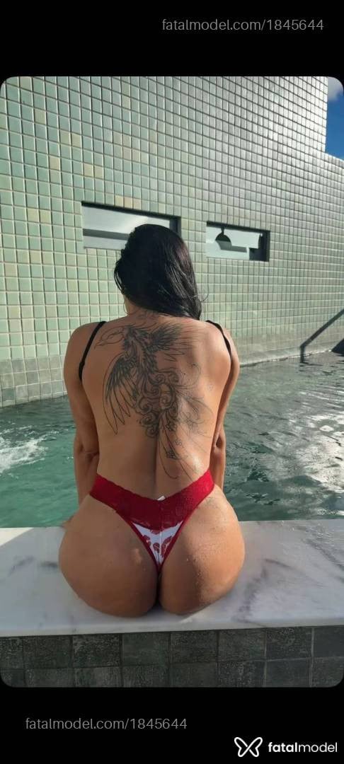 Acompanhante mulher morena (o) de olhos castanhos - Karla Bras