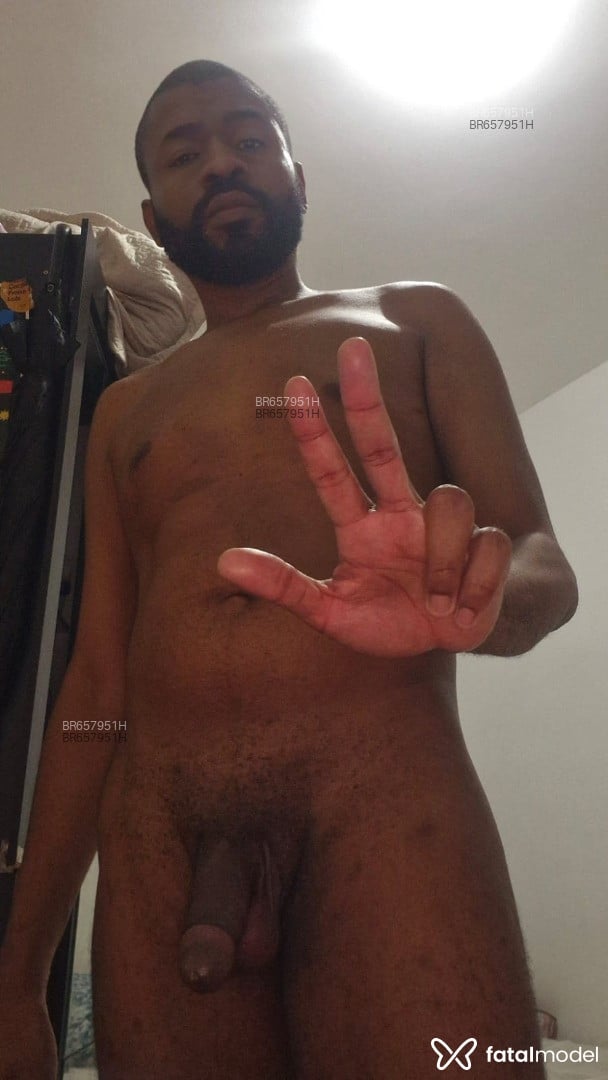 Acompanhante homem morena (o) de olhos pretos em Rio de Janeiro - Otto Augusto