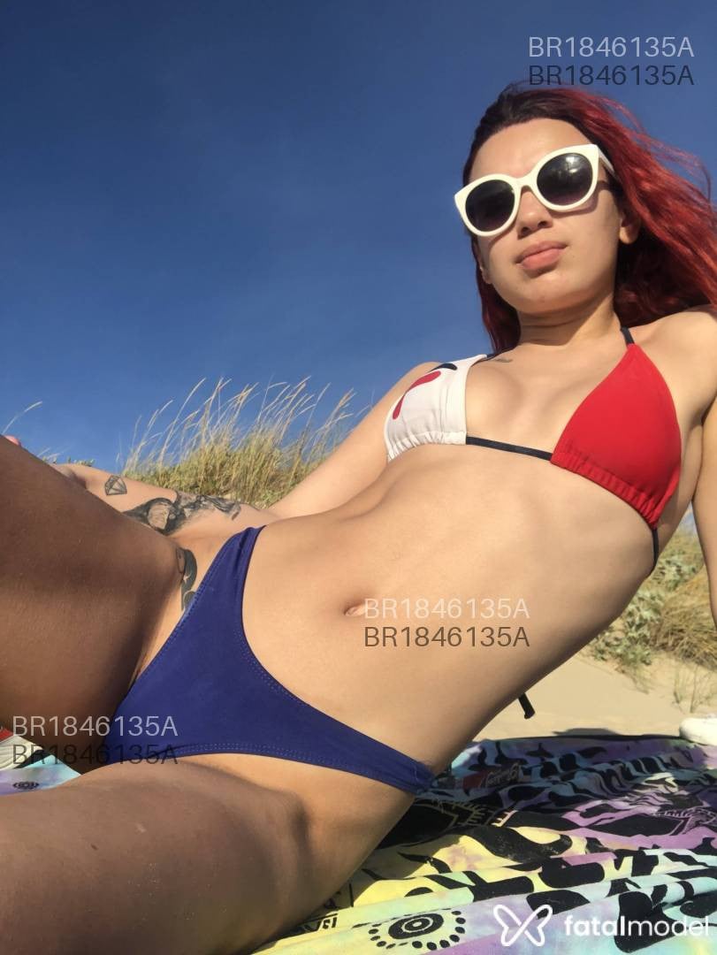 Acompanhante mulher ruiva (o) de olhos castanhos - Clara Mourinho Acompanhante mulher ruiva (o) de olhos castanhos - Clara Mourinho