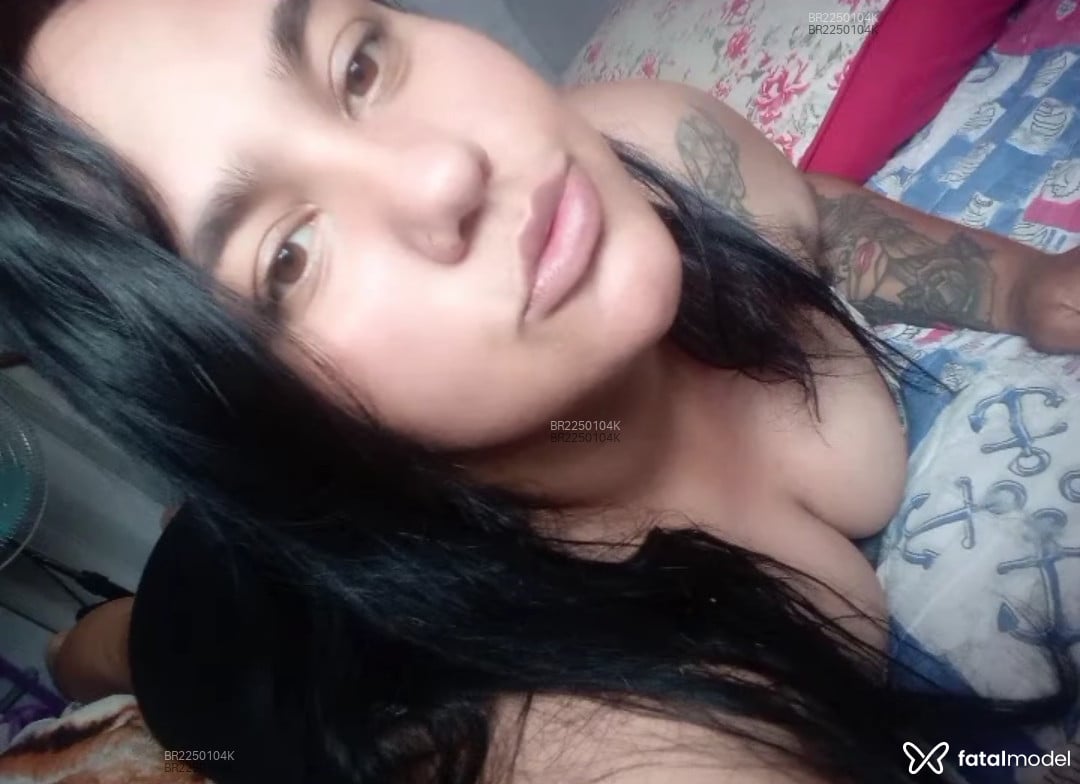 Acompanhante mulher morena (o) de olhos castanhos em Passo Fundo Acompanhante mulher morena (o) de olhos castanhos em Passo Fundo - Luh Chaves