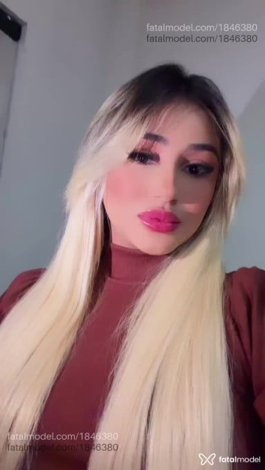 Acompanhante mulher loira (o) de olhos castanhos em São Luís Acompanhante mulher loira (o) de olhos castanhos em São Luís - Júlia Garcia